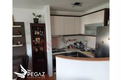 Cara Dusana | 4zida.rs