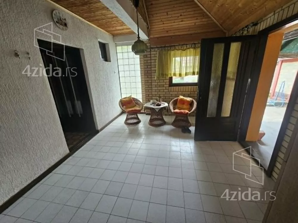 Kuća | 4zida