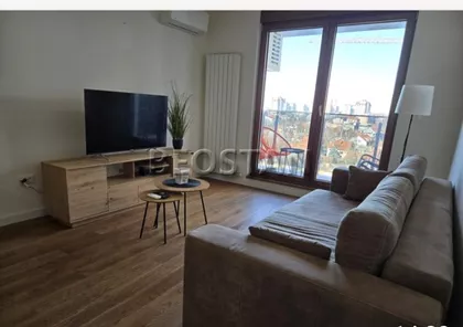 Marije Bursac | 4zida.rs