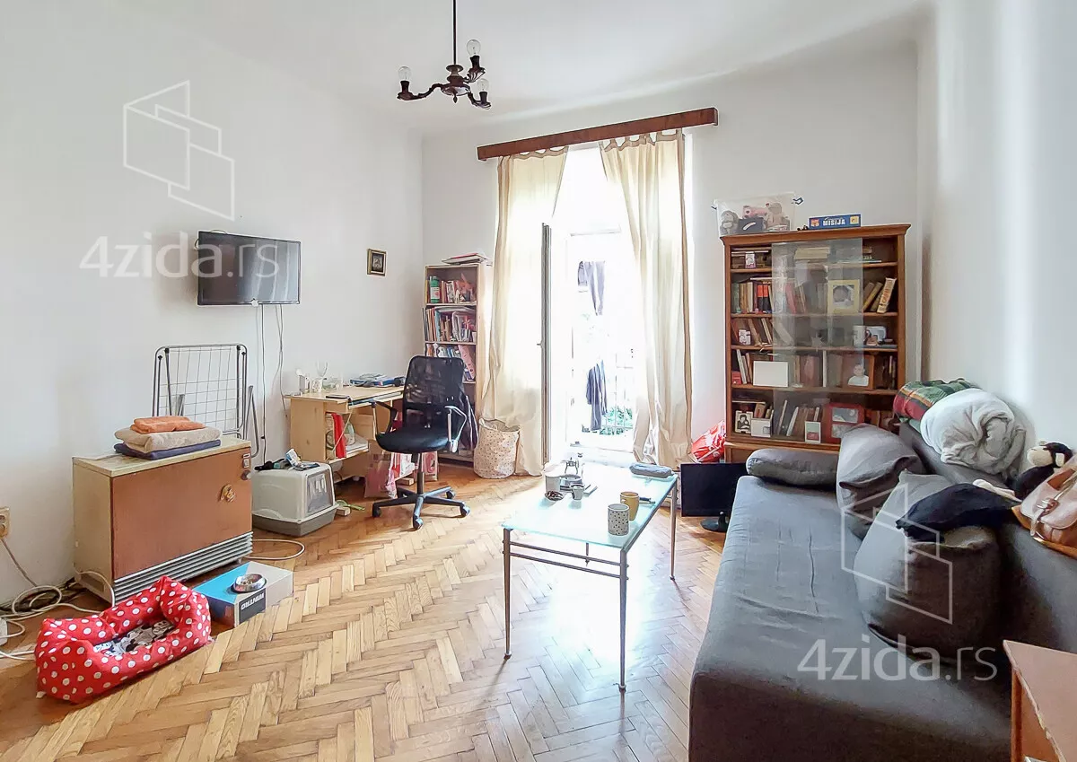 Četvoroiposoban stan | 4zida