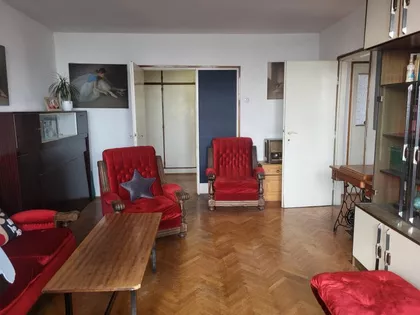 Pariske komune | 4zida.rs