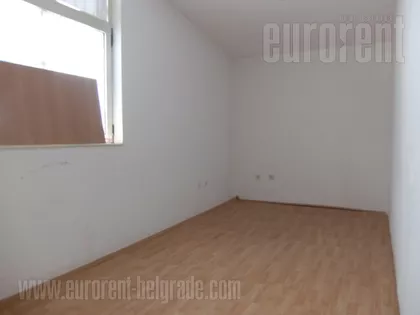 BEŽANIJSKA KOSA 1 | 4zida.rs