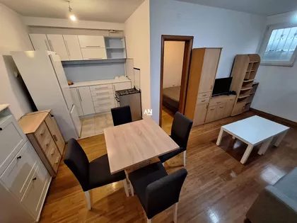 Ljubljanska | 4zida.rs