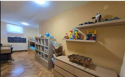 Hadži Ruvimova | 4zida.rs