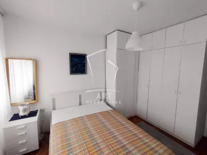 Cara Dušana | 4zida.rs