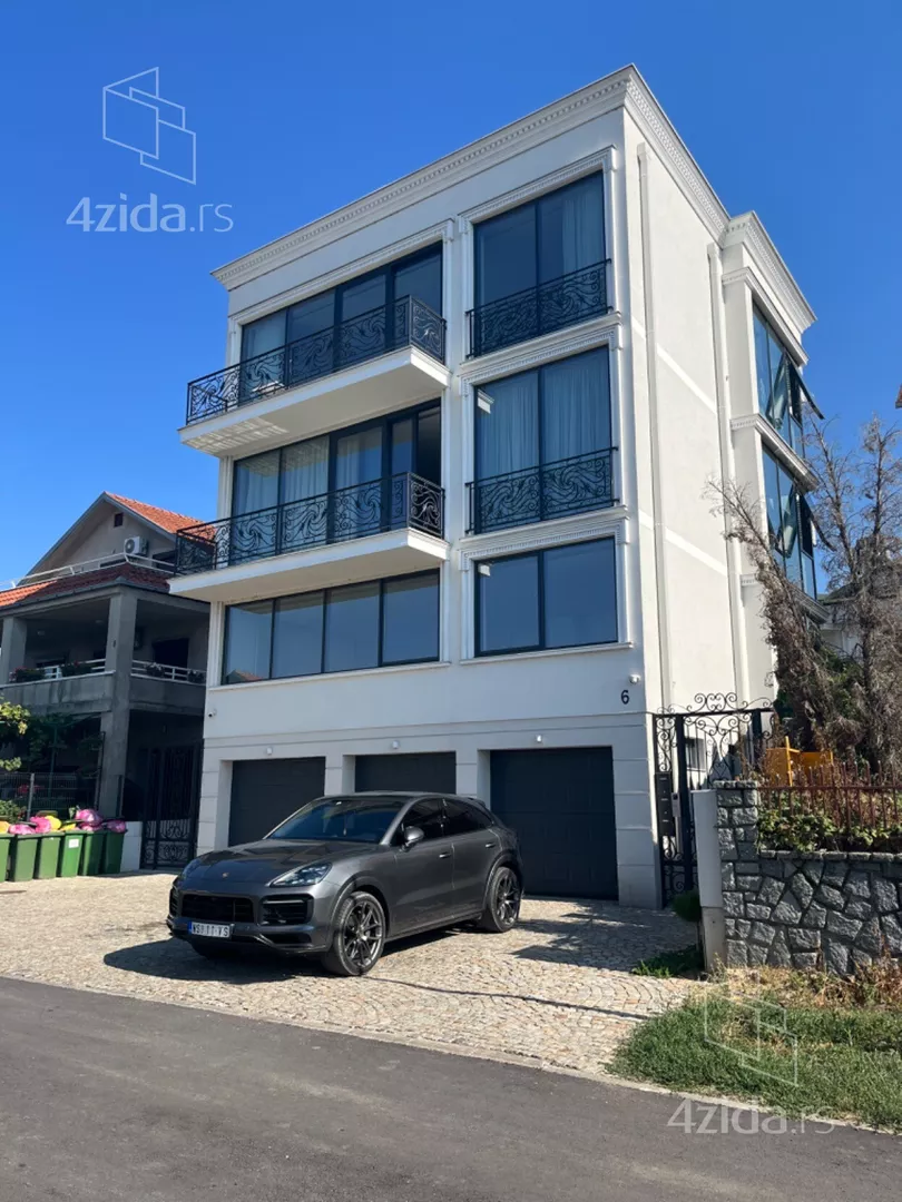 Petosoban stan | 4zida