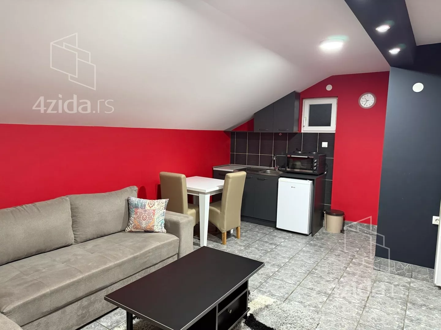 Garsonjera | 4zida