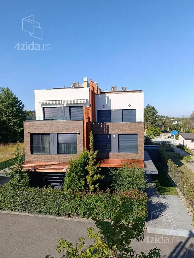 Kuća | 4zida
