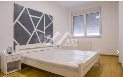 Rumenački put | 4zida.rs