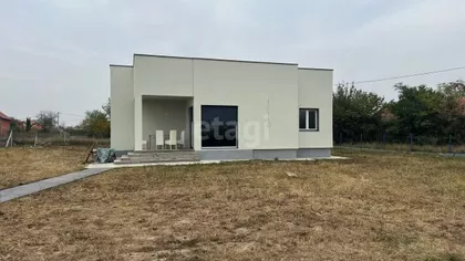 Milenka Zablaćanskog | 4zida.rs
