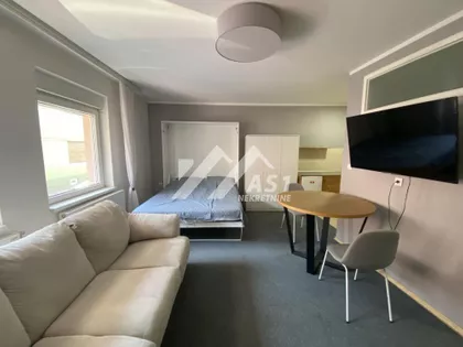 Hadžić Svetića | 4zida.rs