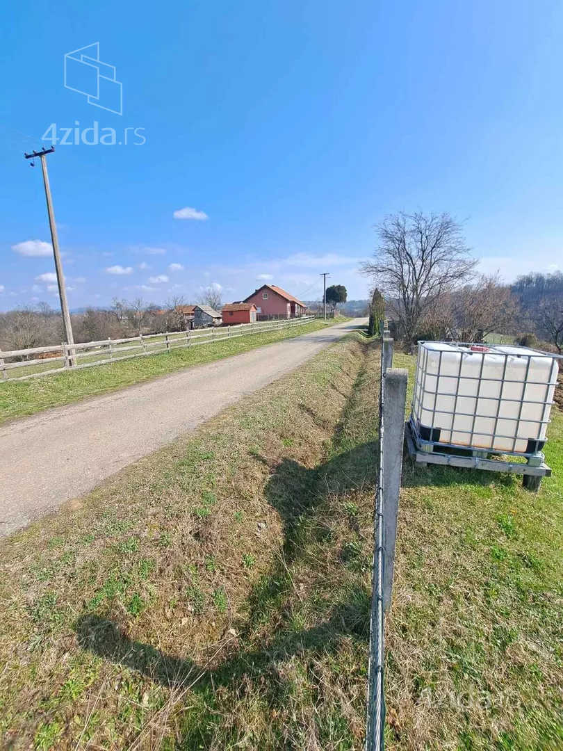 Poljoprivredno zemljište | 4zida