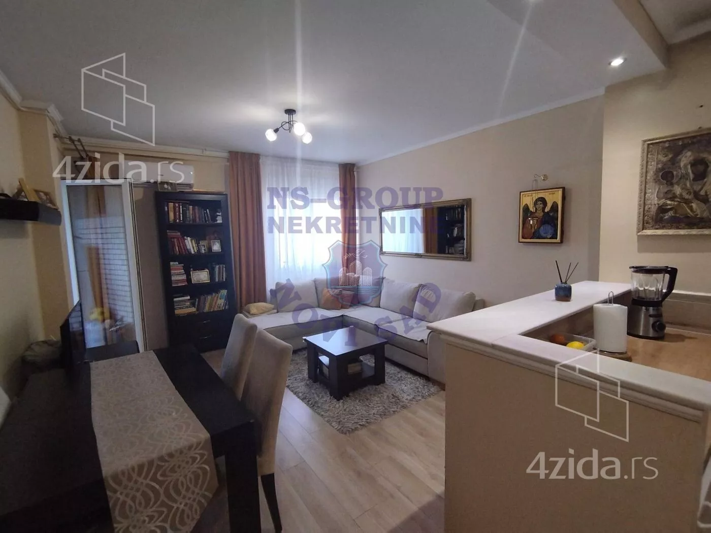 Dvoiposoban stan | 4zida