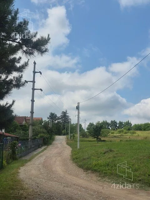 Plac | 4zida