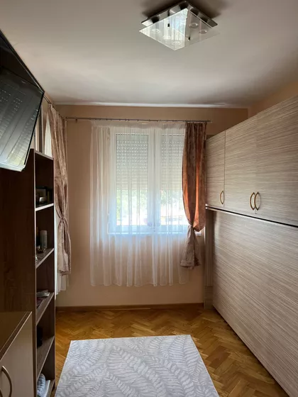 Ostroška 29 | 4zida.rs