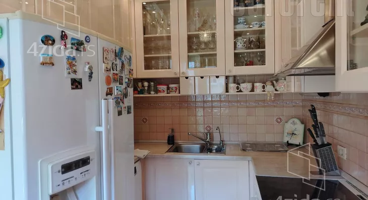 Petosoban stan | 4zida