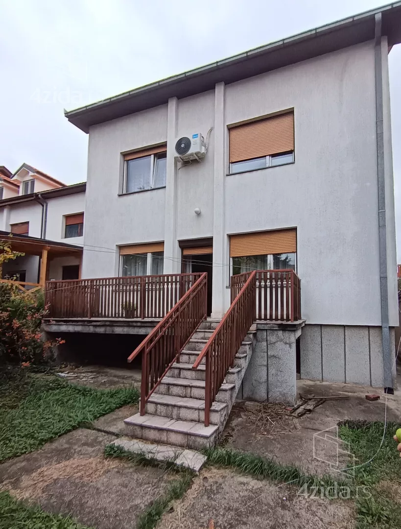 3-etažna kuća | 4zida