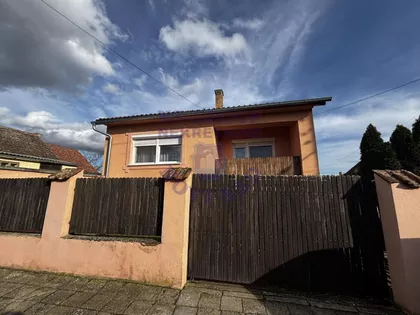 Vojvođanska 18 | 4zida.rs