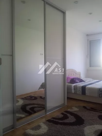 Balzakova | 4zida.rs