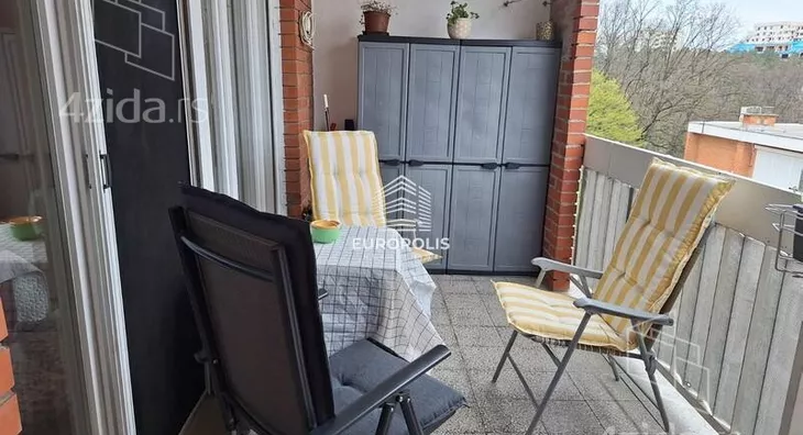 Četvoroiposoban stan | 4zida