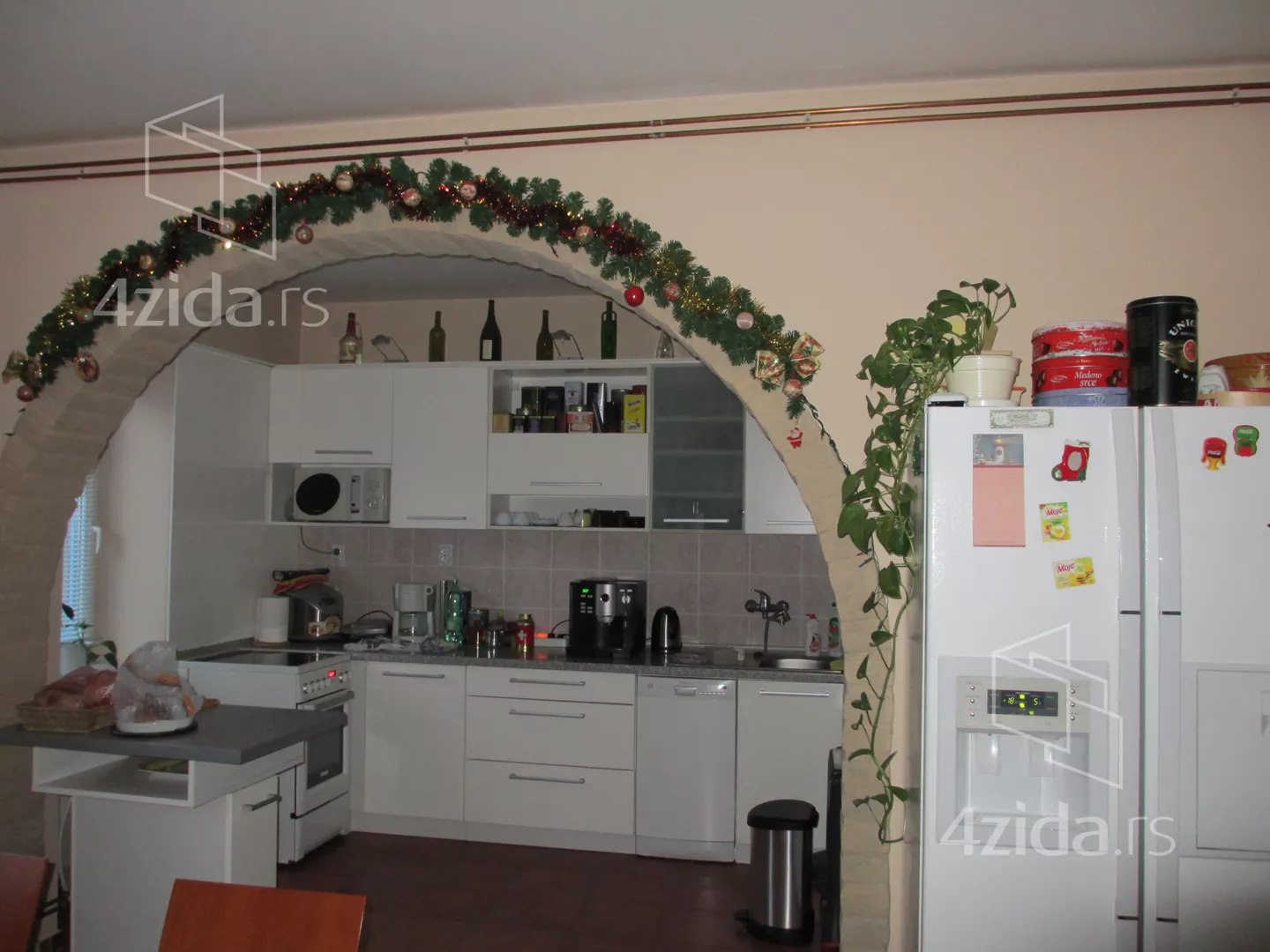 Šestosoban stan | 4zida
