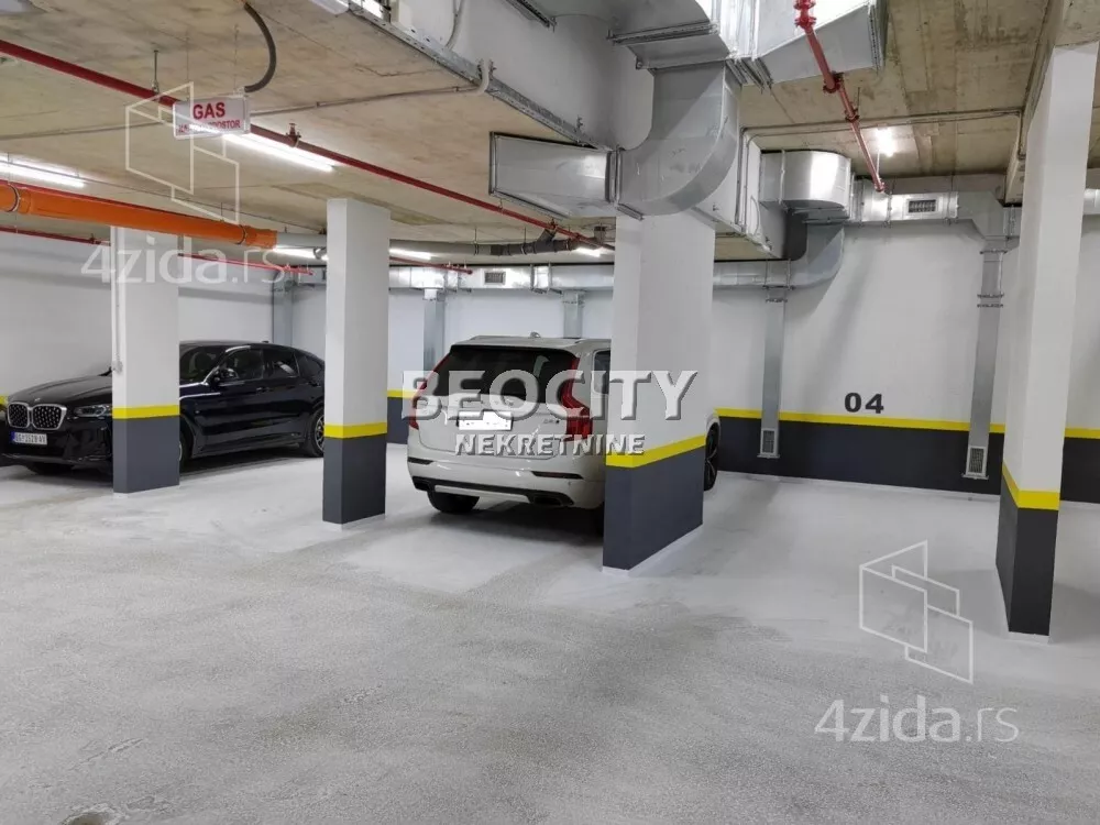 Garaža/Parking | 4zida