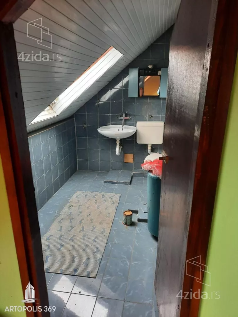 3-etažna kuća | 4zida