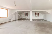 Lokal | 4zida