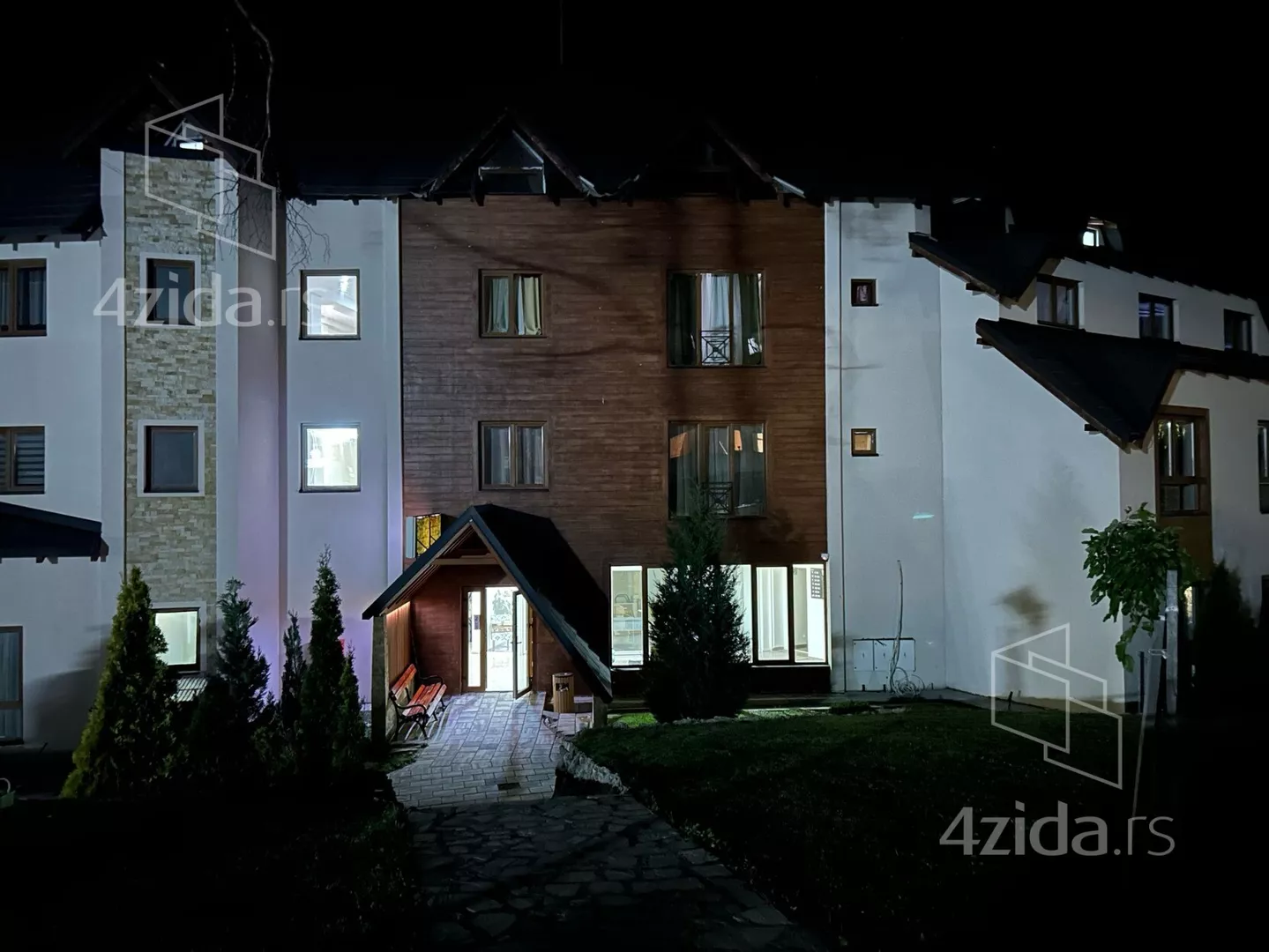 Garsonjera | 4zida