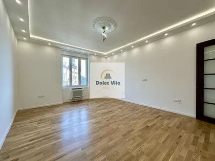 Zeleni Venac | 4zida.rs