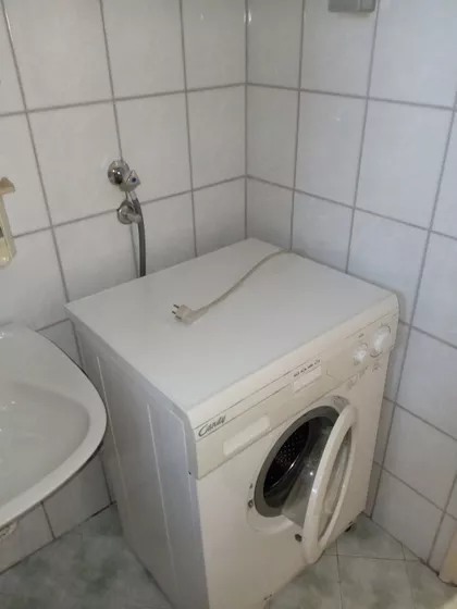 Višnjićeva 2 | 4zida.rs