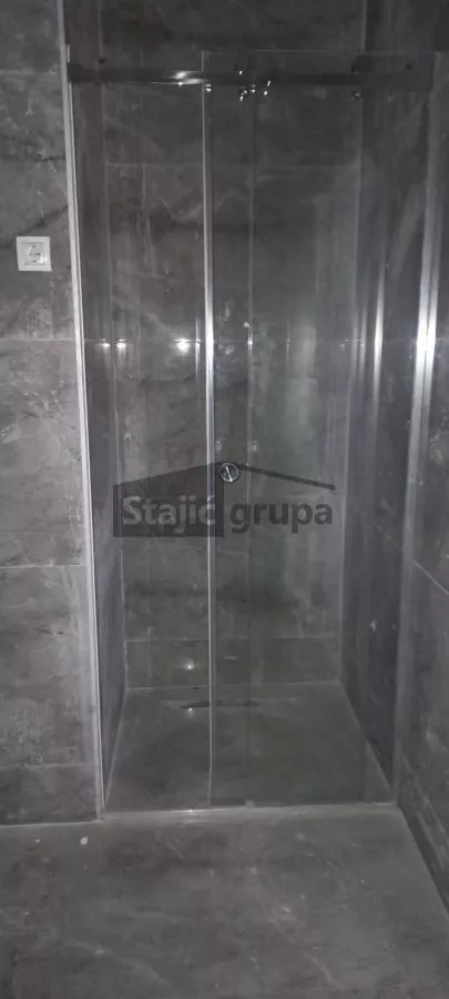 Trg mučenika | 4zida.rs
