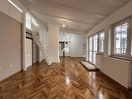 Avijatičarski trg | 4zida.rs