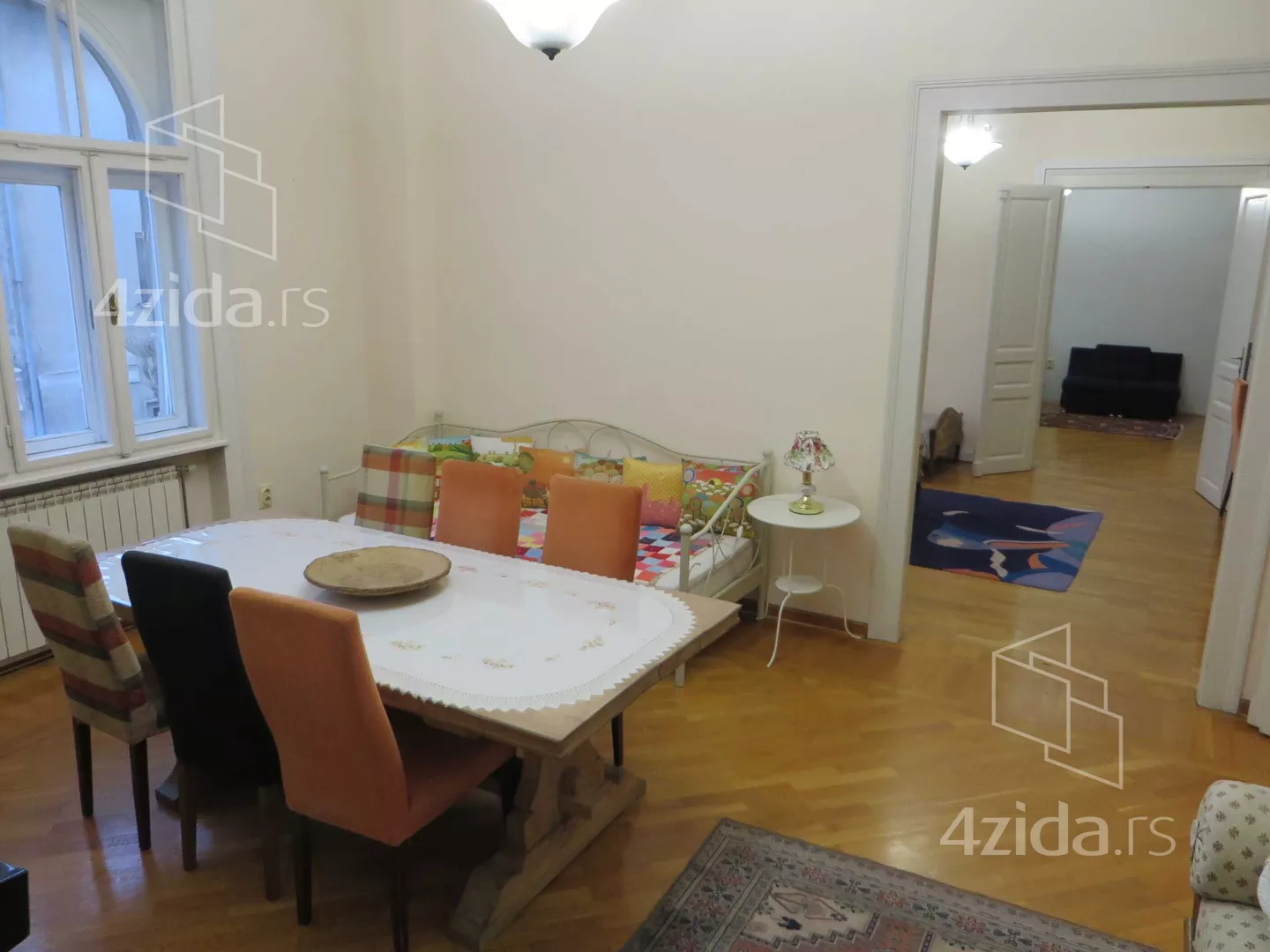 Petosoban stan | 4zida