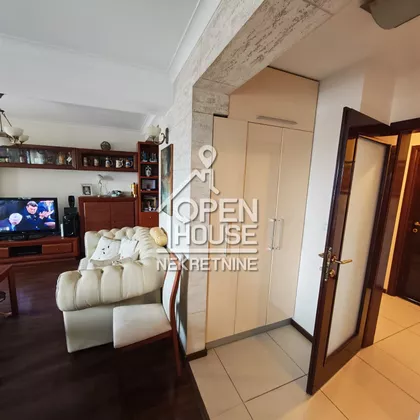 Lazarevac (mesto) | 4zida.rs