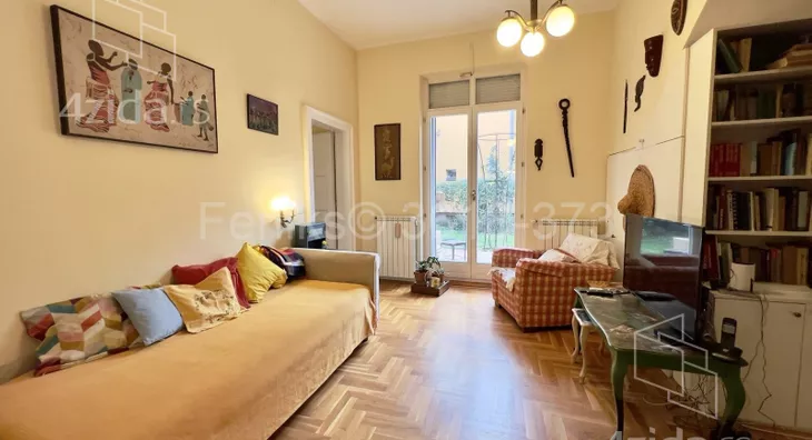 Četvoroiposoban stan | 4zida