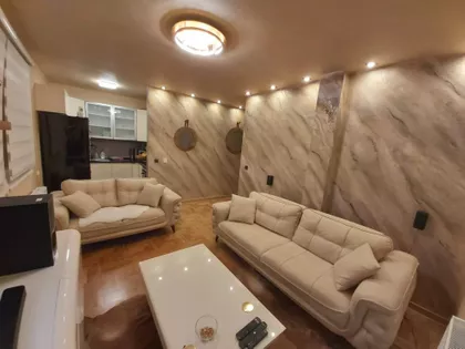 Miljana Miljanića | 4zida.rs