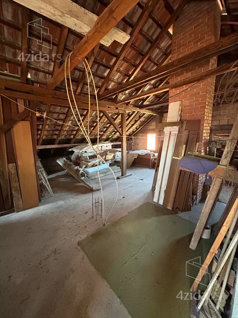 4-etažna kuća | 4zida