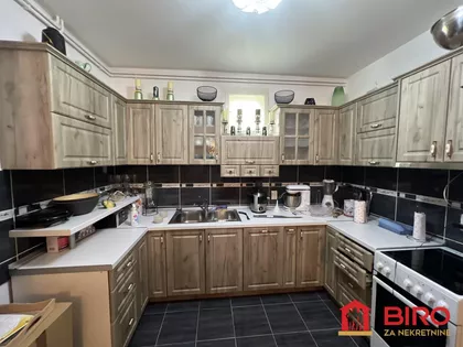 Gradske lokacije | 4zida.rs