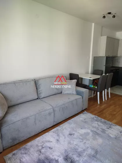 Gorana Jojića | 4zida.rs