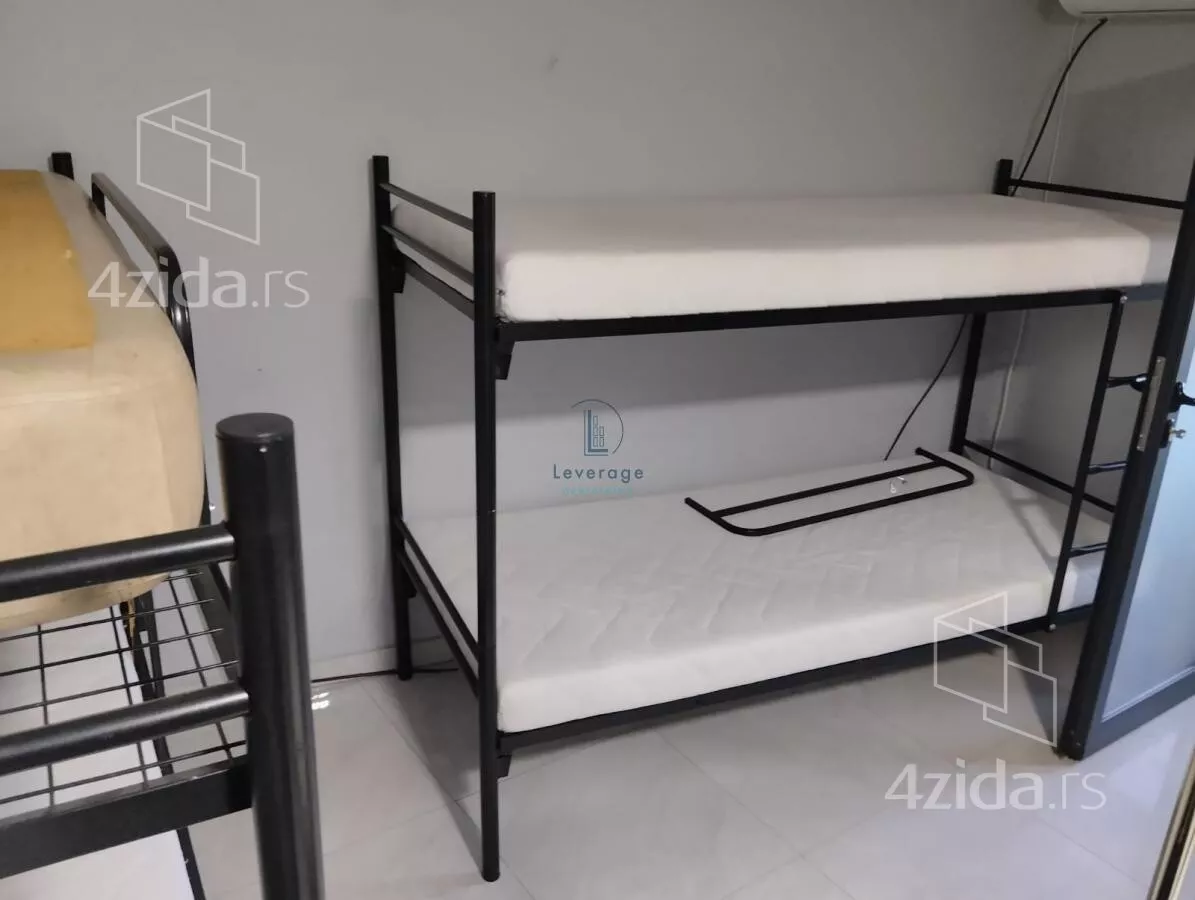 Šestosoban stan | 4zida