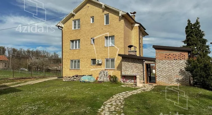 3-etažna kuća | 4zida