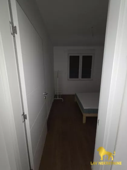 DOŽA ĐERĐA | 4zida.rs