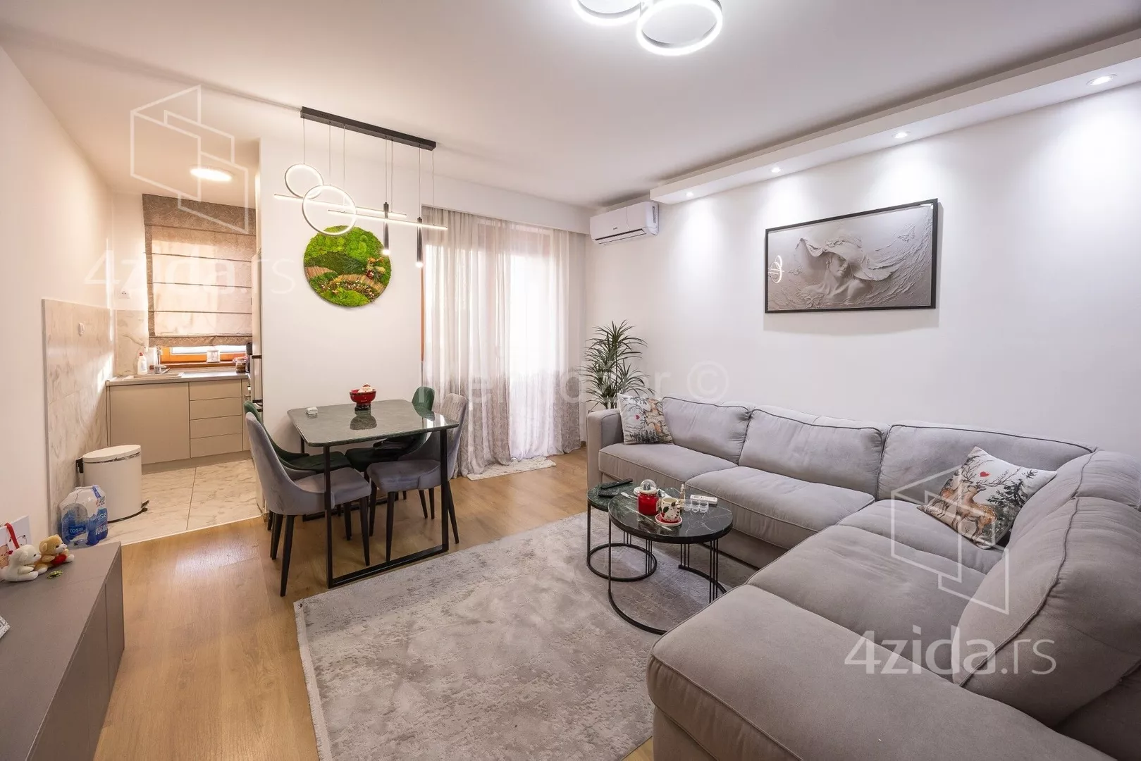 Dvoiposoban stan | 4zida