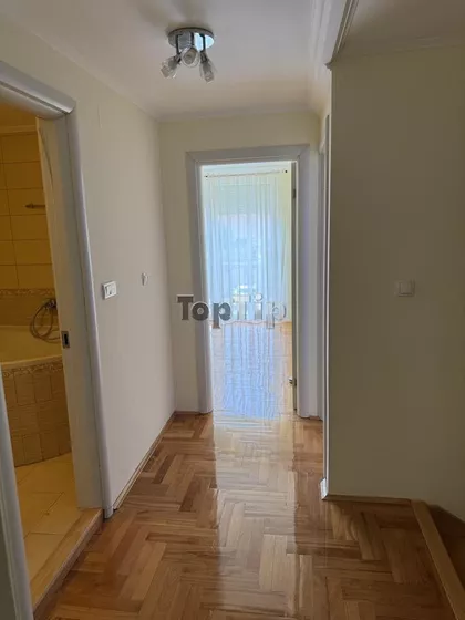 Centar 3 | 4zida.rs