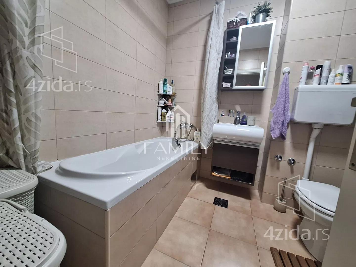 Četvorosoban stan | 4zida