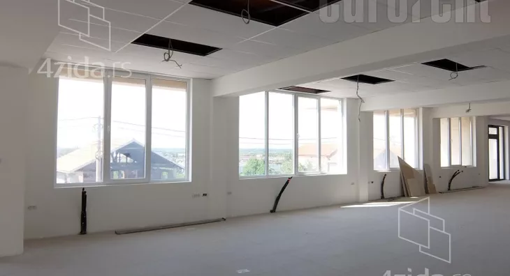 Poslovni prostor | 4zida