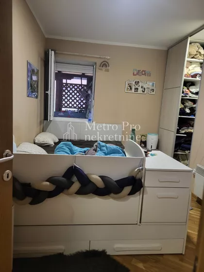 Živka Davidovića 72 | 4zida.rs