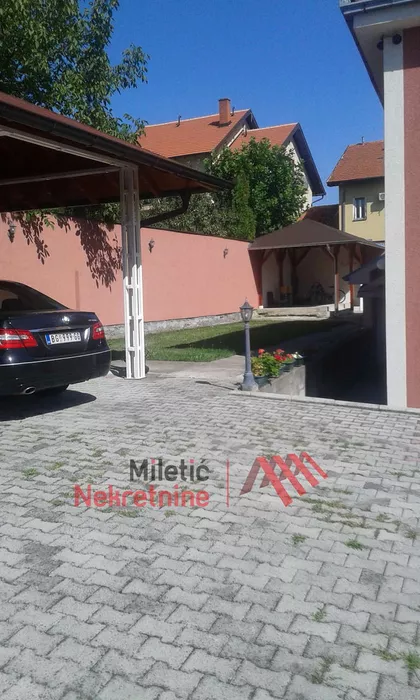 Sunčani Breg | 4zida.rs