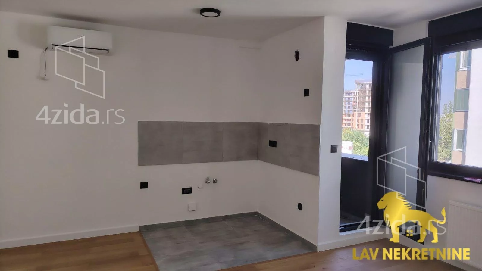 Jednoiposoban stan | 4zida